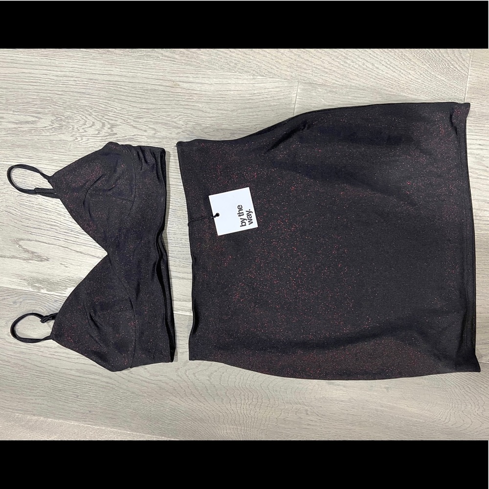 REVOLVE 2 PIECE SET